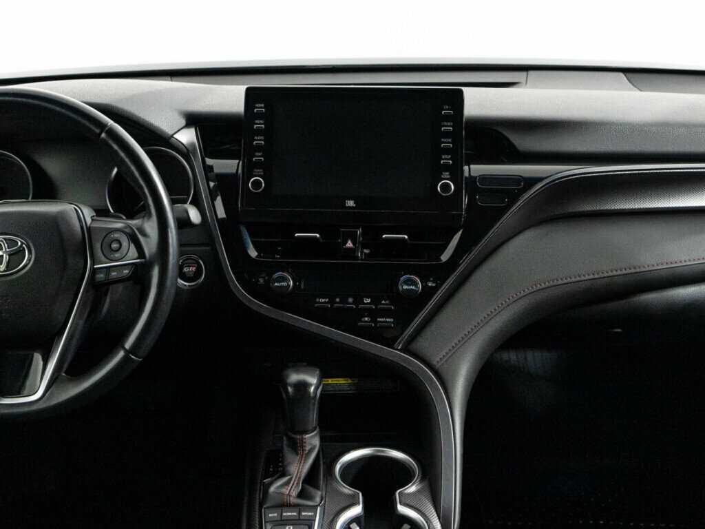 Купить Toyota Camry с пробегом. Фото: #13