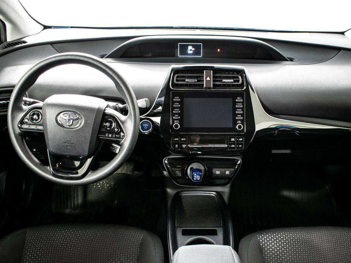 Купить Toyota Prius с пробегом. Фото: #9