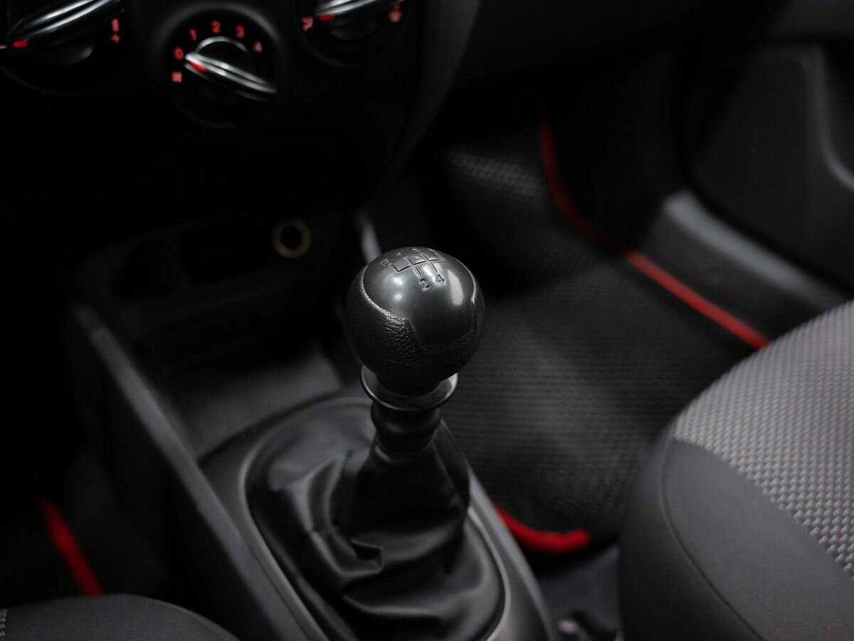 Купить Kia Rio с пробегом. Фото: #18