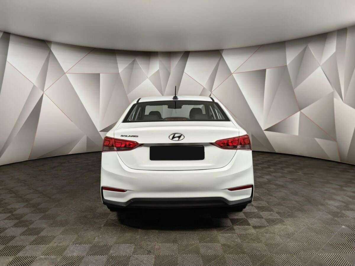 Купить Hyundai Solaris с пробегом. Фото: #7
