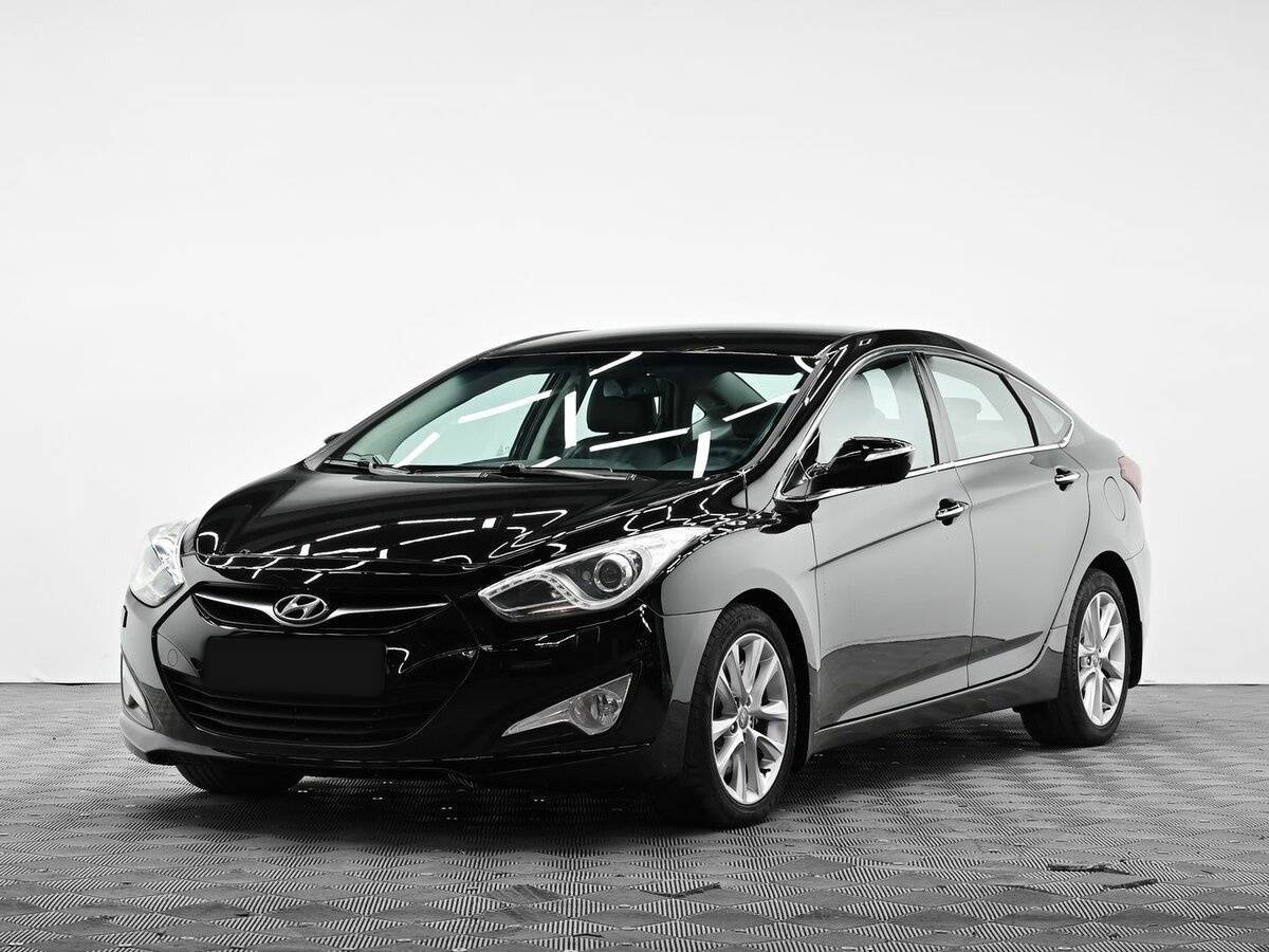 Купить Hyundai i40 с пробегом. Фото: #0