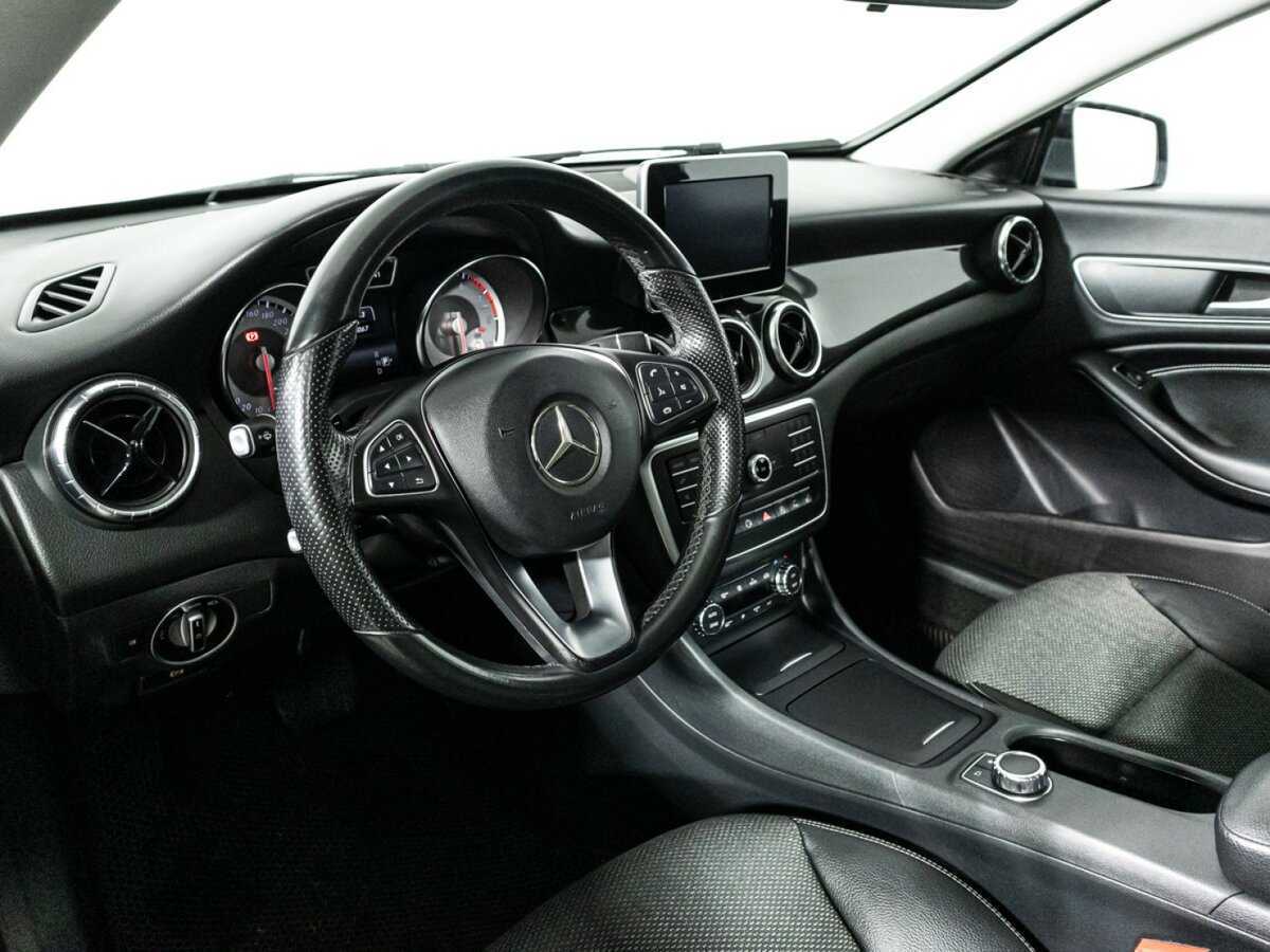 Купить Mercedes-Benz CLA с пробегом. Фото: #10