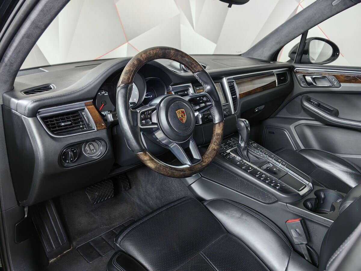 Купить Porsche Macan с пробегом. Фото: #12