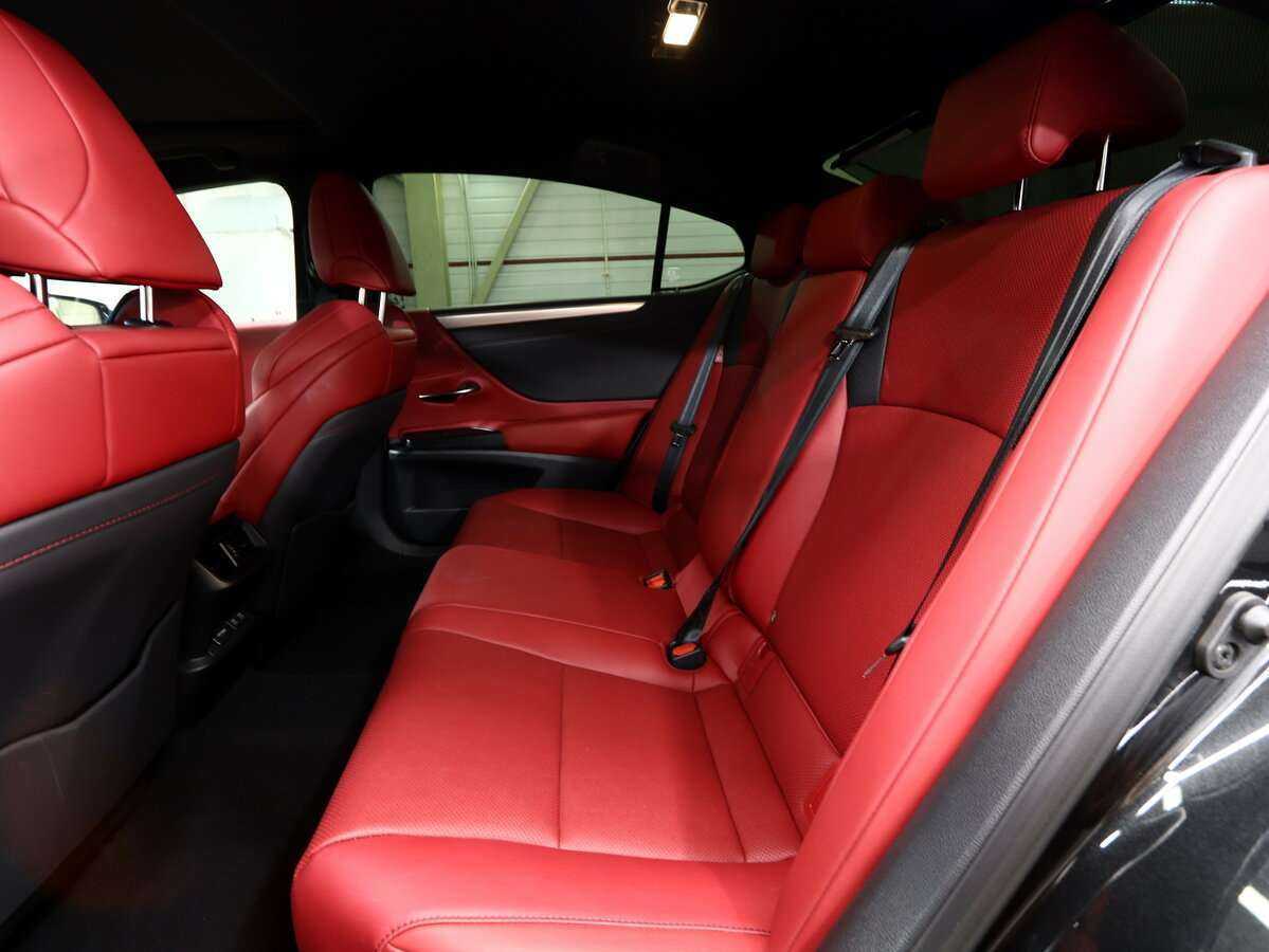 Купить Lexus ES с пробегом. Фото: #9