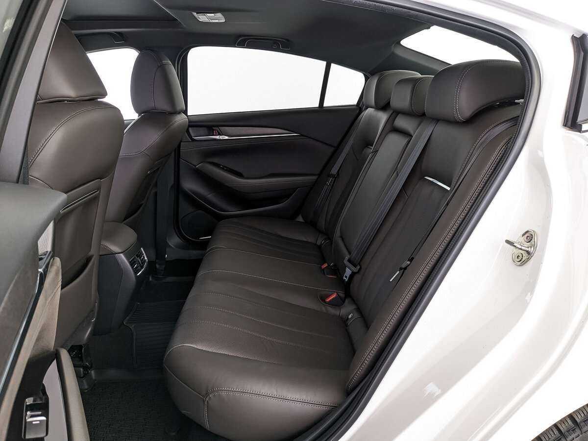 Купить Mazda 6 с пробегом. Фото: #12