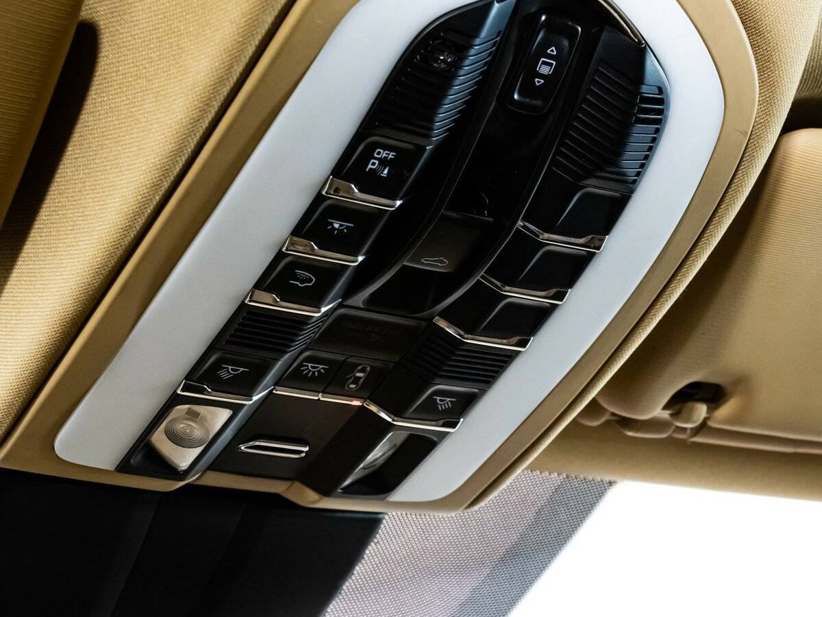 Купить Porsche Cayenne с пробегом. Фото: #11