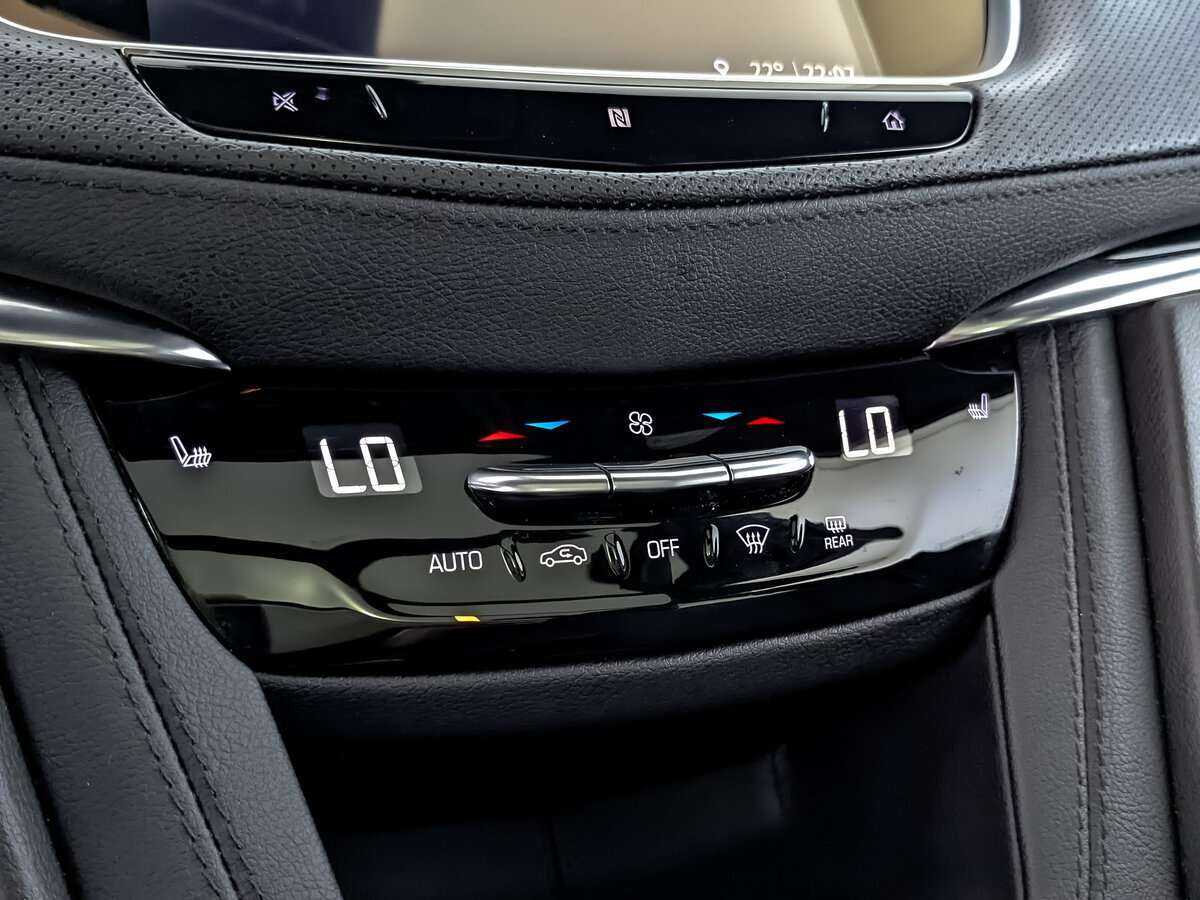 Купить Cadillac XT5 с пробегом. Фото: #20