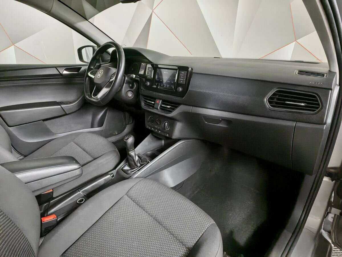 Купить Volkswagen Polo с пробегом. Фото: #8