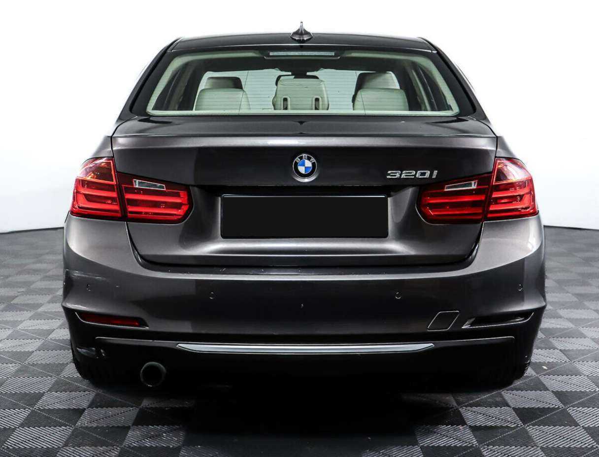 Купить BMW 3 серии с пробегом. Фото: #5