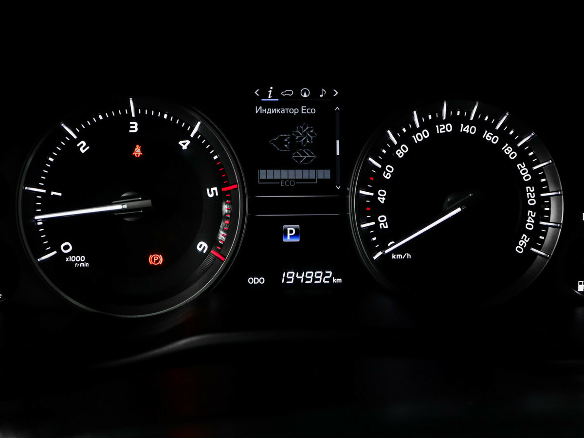 Купить Toyota Land Cruiser с пробегом. Фото: #10
