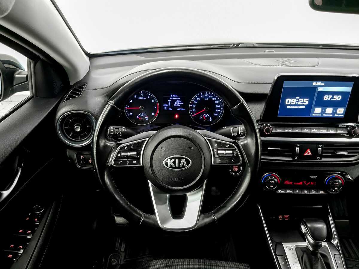 Купить Kia Cerato с пробегом. Фото: #18
