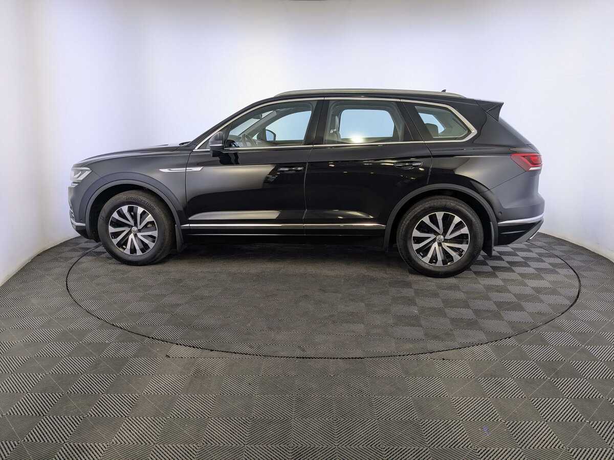 Купить Volkswagen Touareg с пробегом. Фото: #7