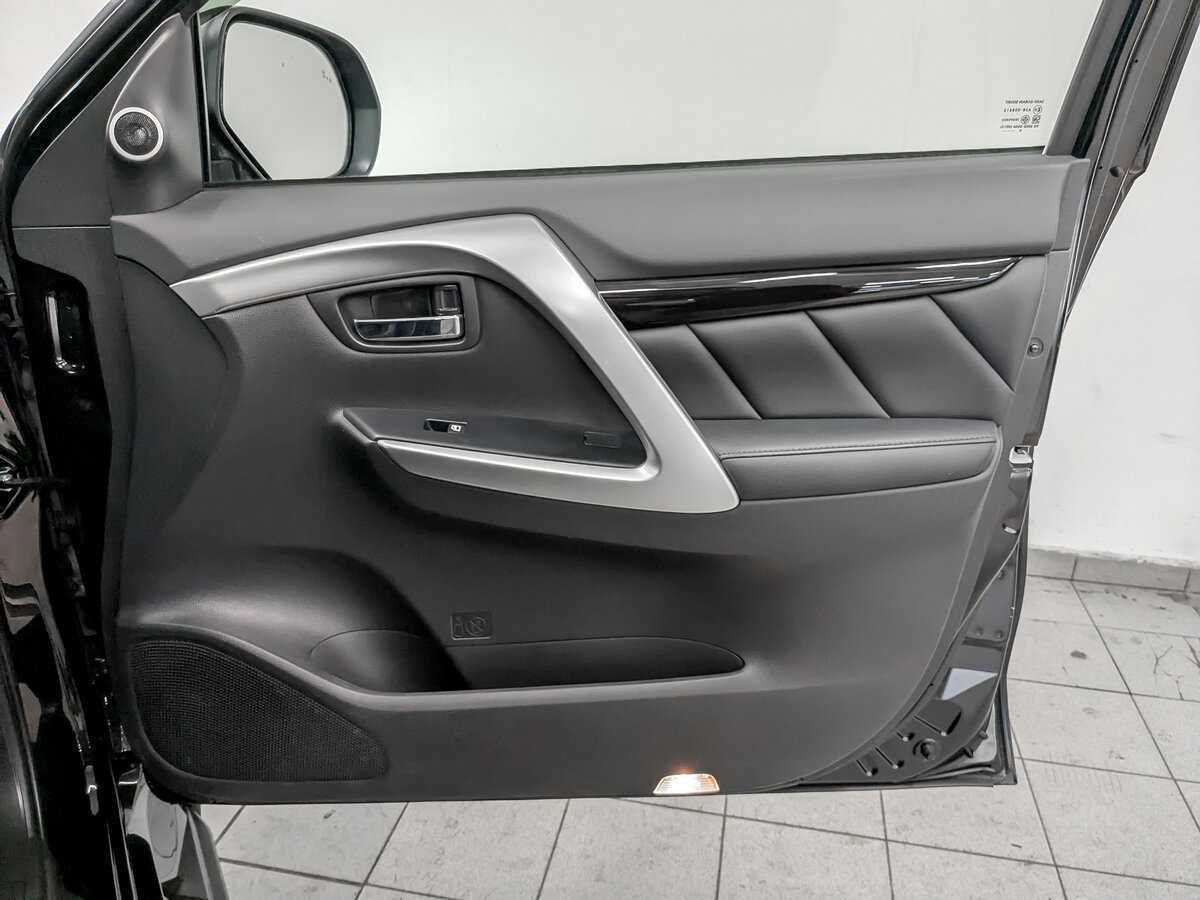 Купить Mitsubishi Pajero Sport с пробегом. Фото: #22