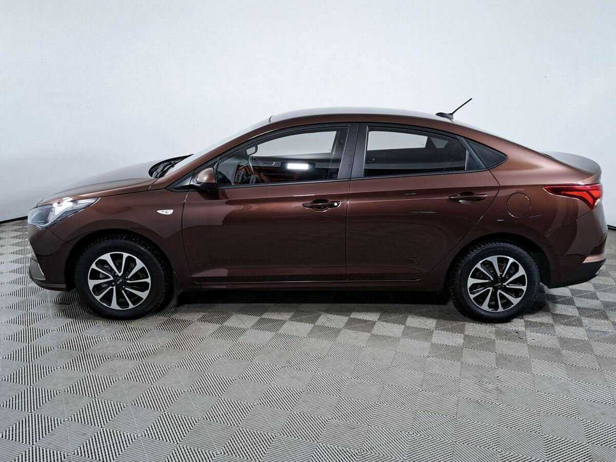 Купить Hyundai Solaris с пробегом. Фото: #7