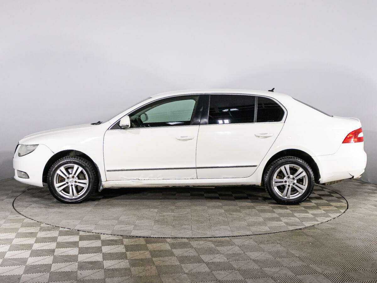 Купить Skoda Superb с пробегом. Фото: #7