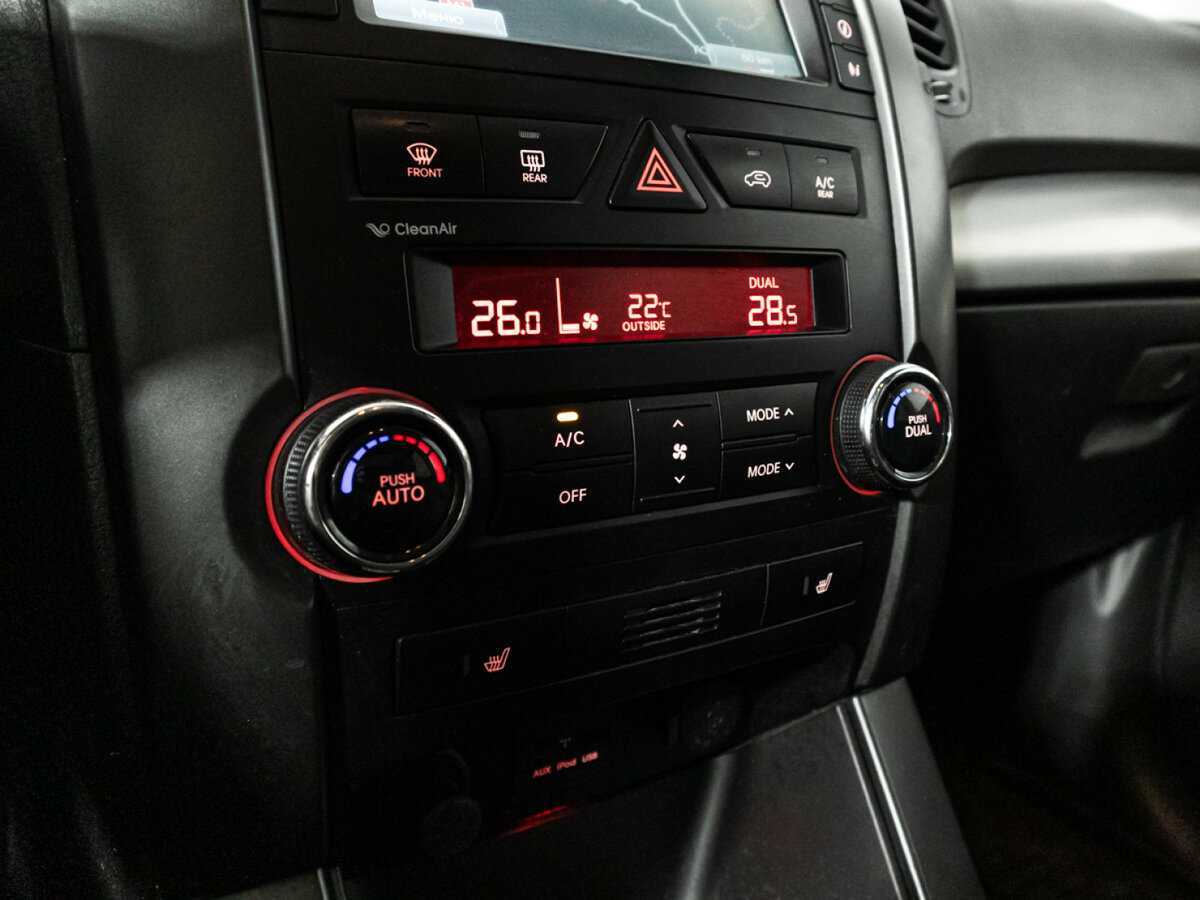 Купить Kia Sorento с пробегом. Фото: #17