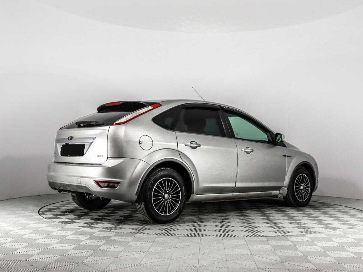 Купить Ford Focus с пробегом. Фото: #4