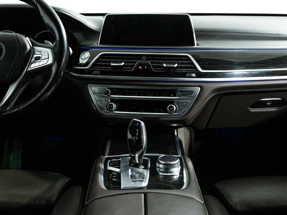 Купить BMW 7 серии с пробегом. Фото: #13