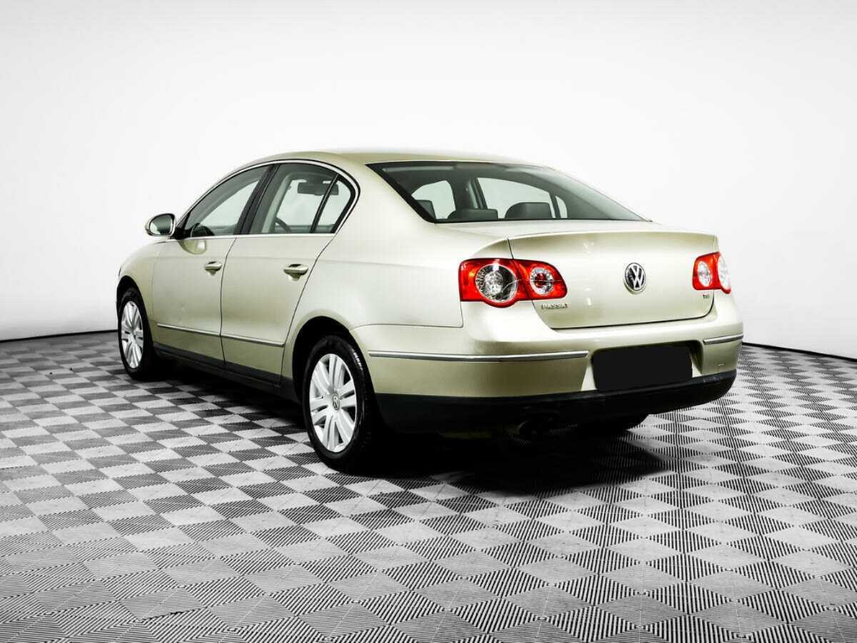 Купить Volkswagen Passat с пробегом. Фото: #6