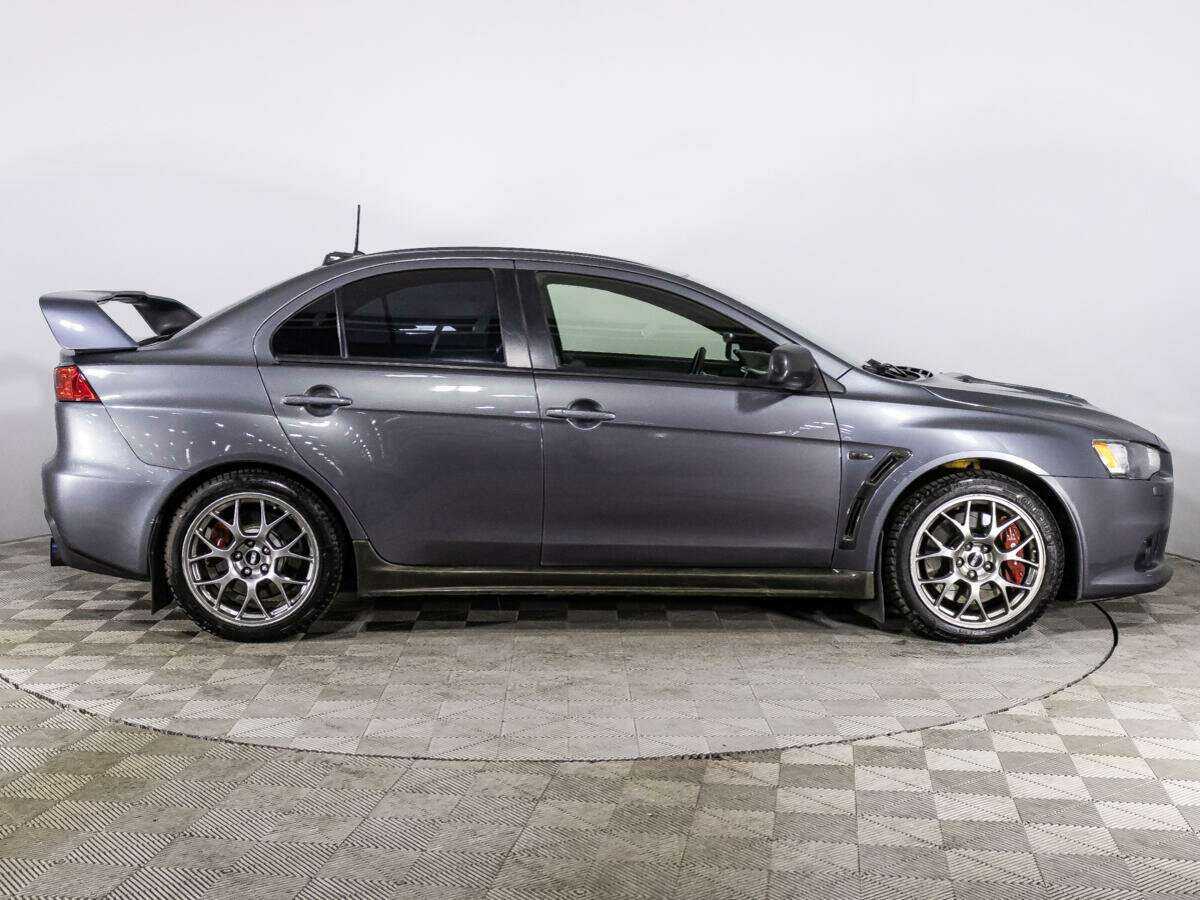 Купить Mitsubishi Lancer Evolution с пробегом. Фото: #3