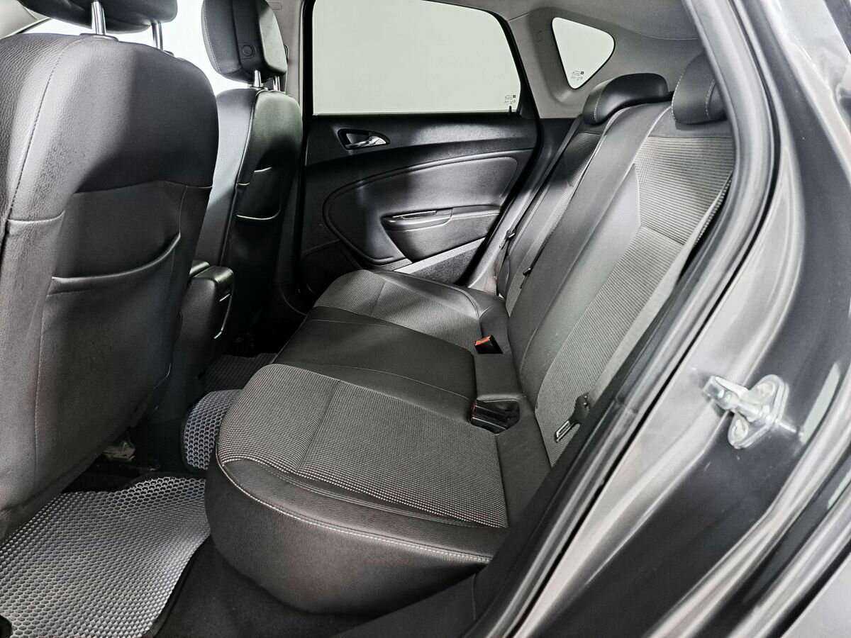 Купить Opel Astra с пробегом. Фото: #11