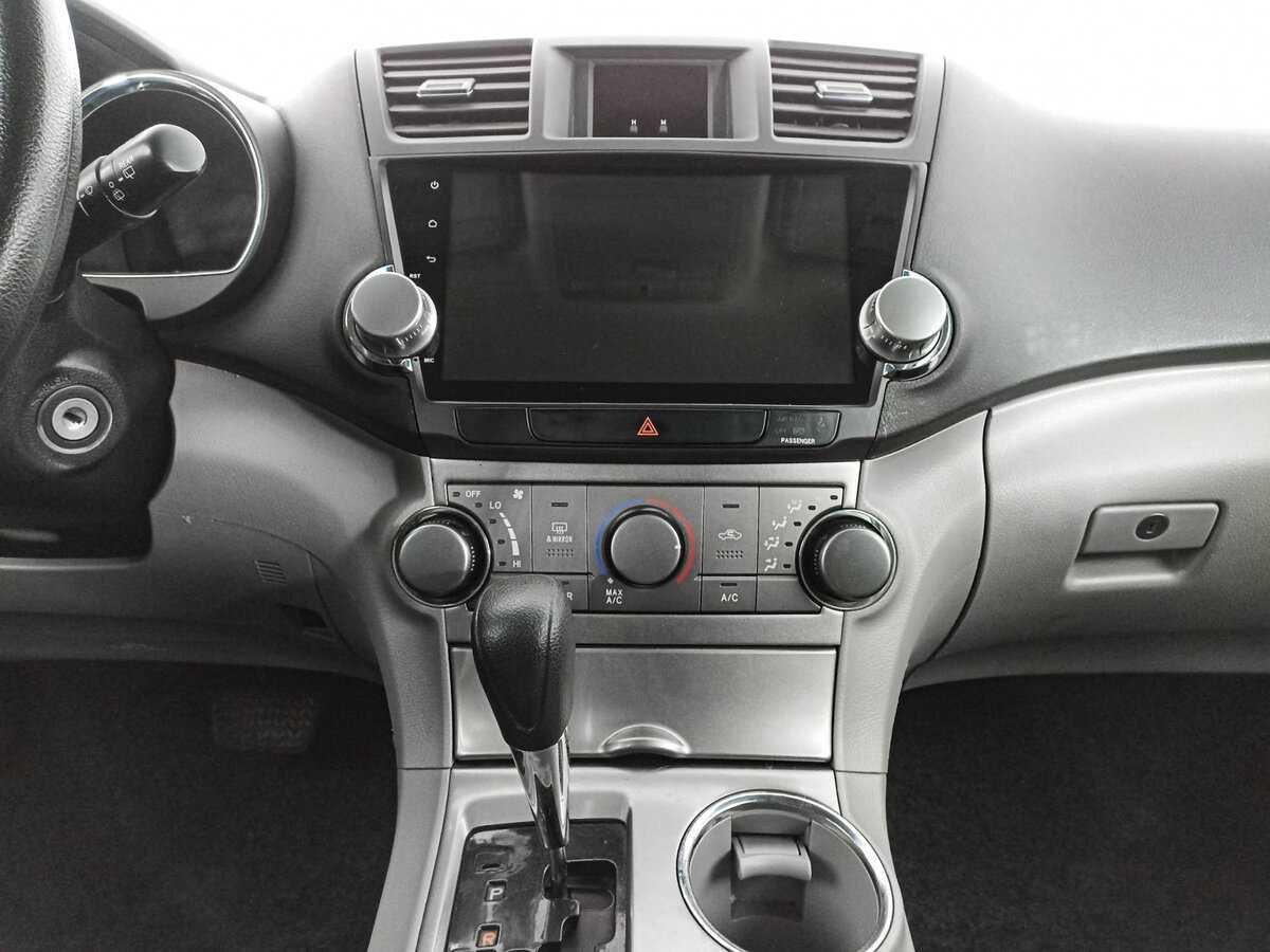 Купить Toyota Highlander с пробегом. Фото: #12