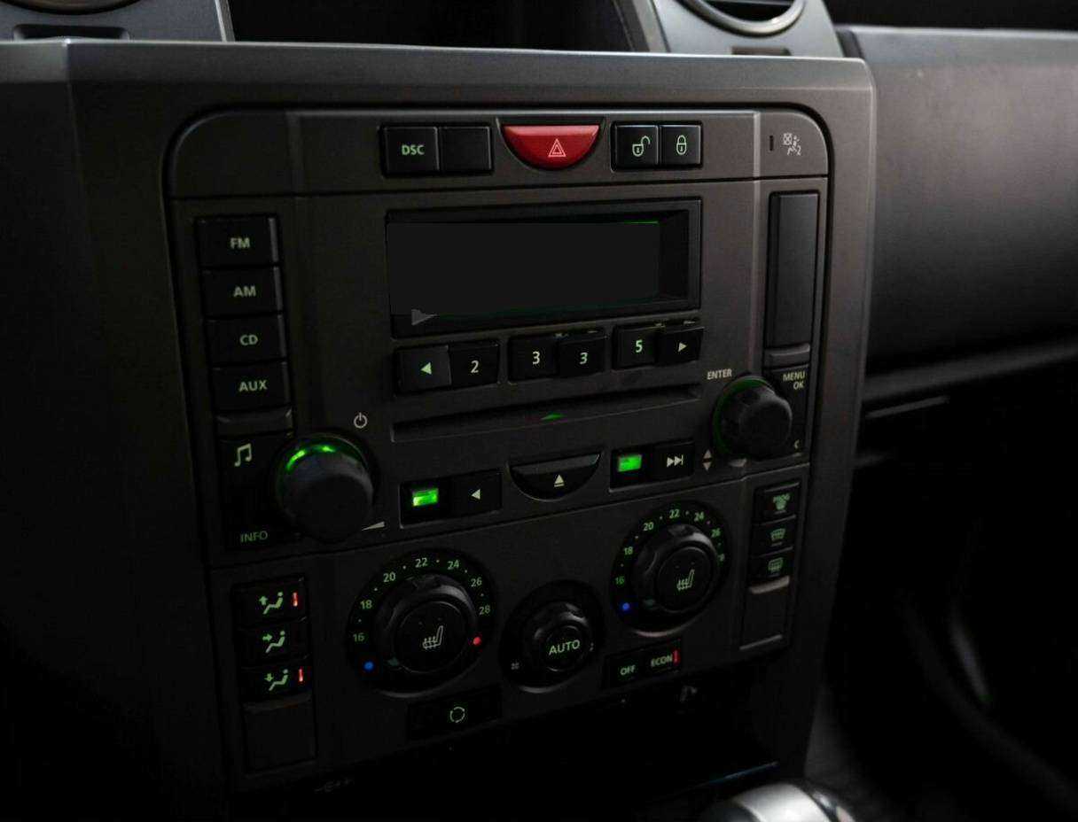 Купить Land Rover Discovery с пробегом. Фото: #16