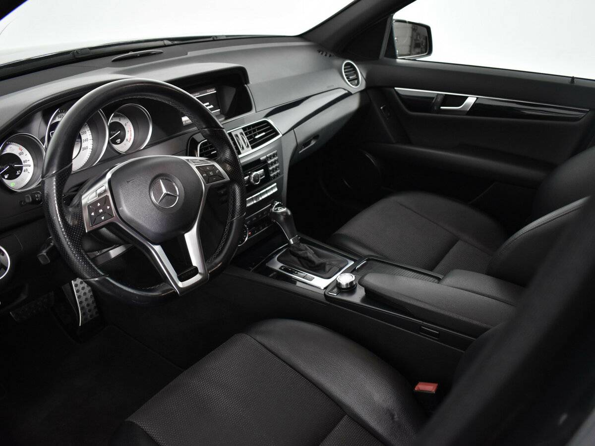 Купить Mercedes-Benz C-Класс с пробегом. Фото: #7