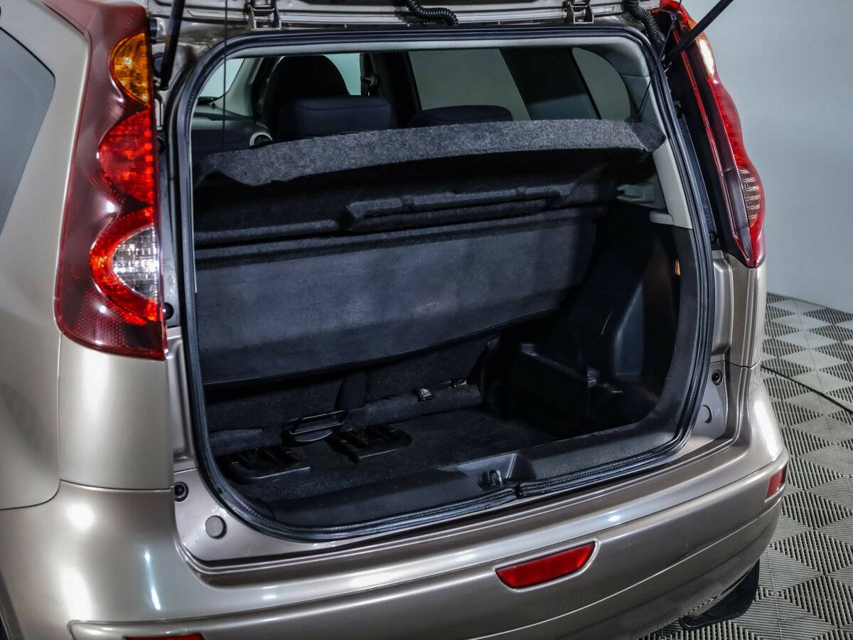 Купить Nissan Note с пробегом. Фото: #21