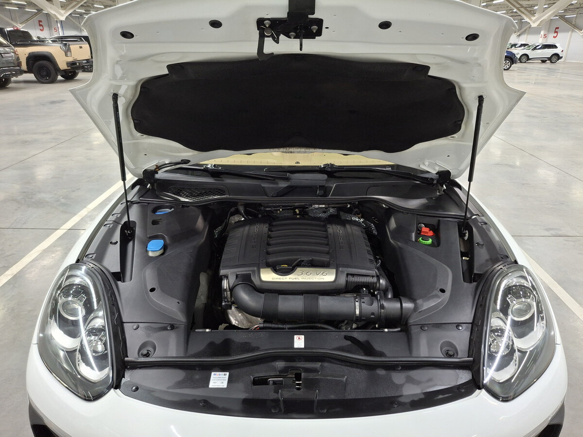 Купить Porsche Cayenne с пробегом. Фото: #8