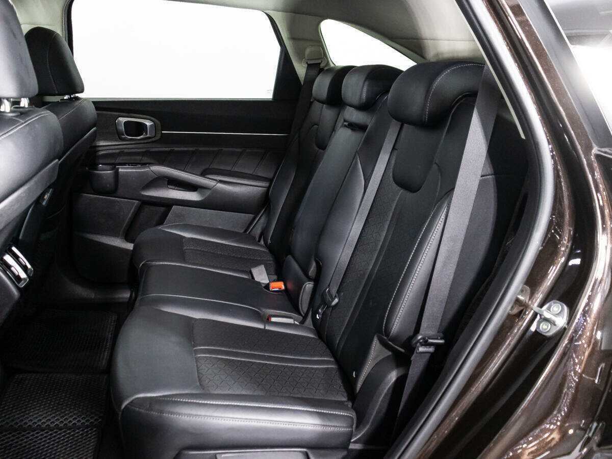 Купить Kia Sorento с пробегом. Фото: #9