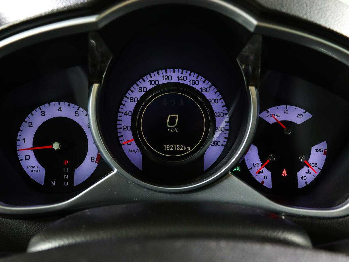 Купить Cadillac SRX с пробегом. Фото: #8