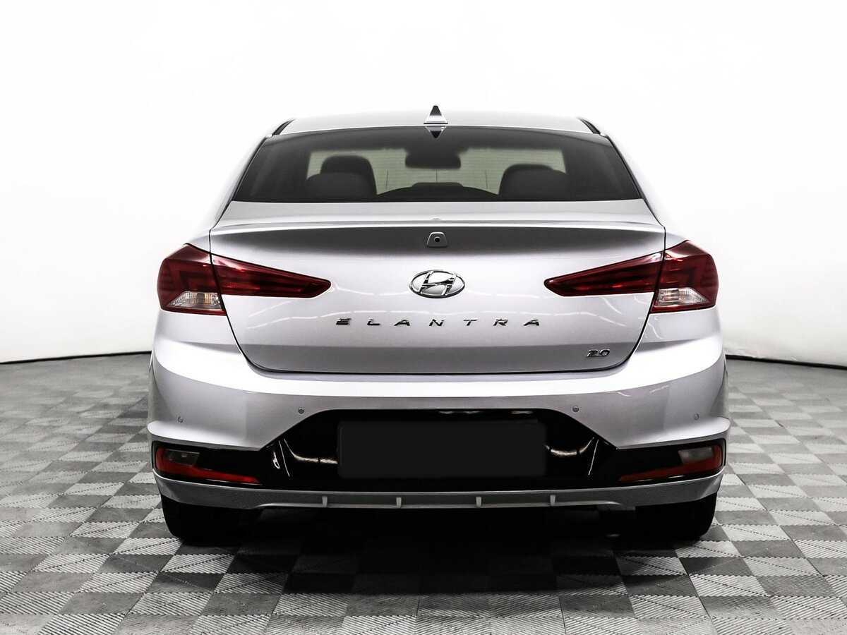 Купить Hyundai Elantra с пробегом. Фото: #5
