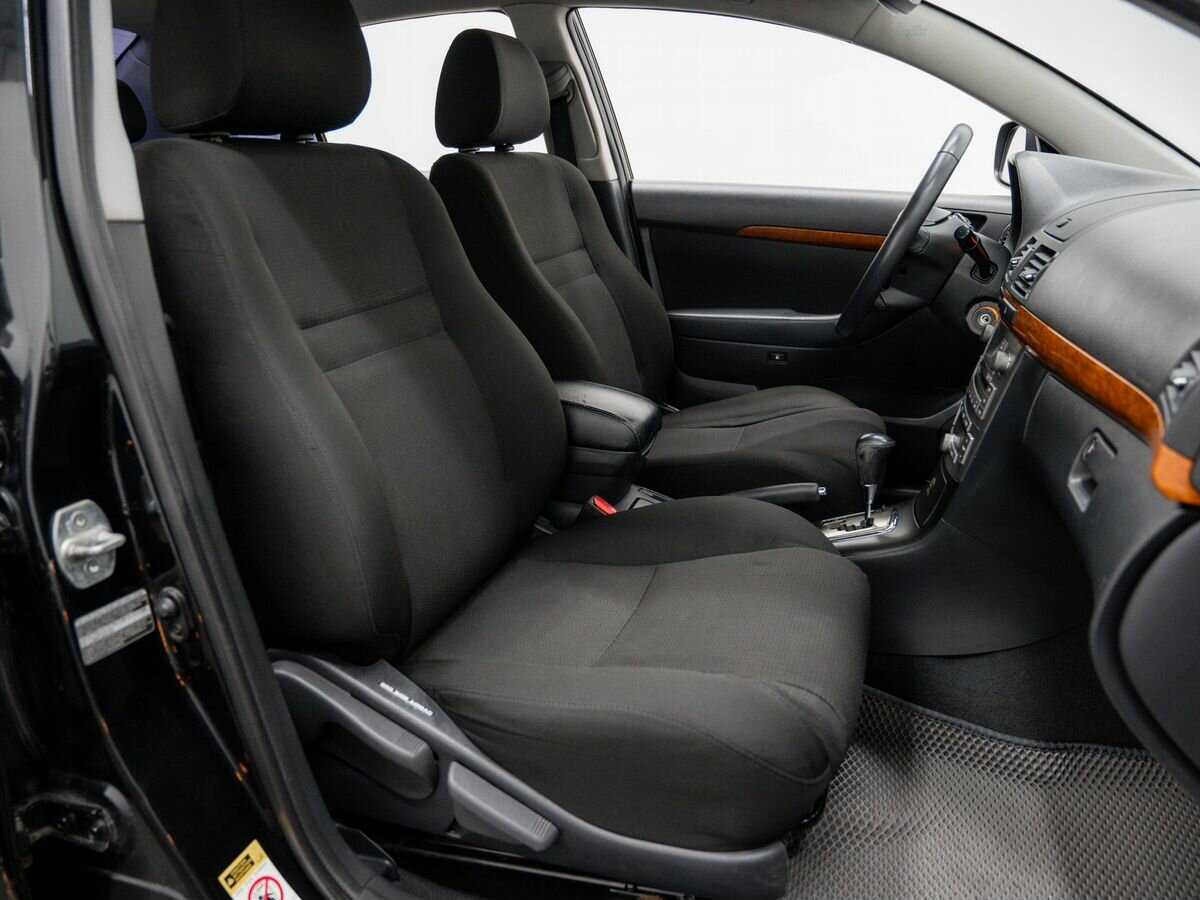 Купить Toyota Avensis с пробегом. Фото: #7