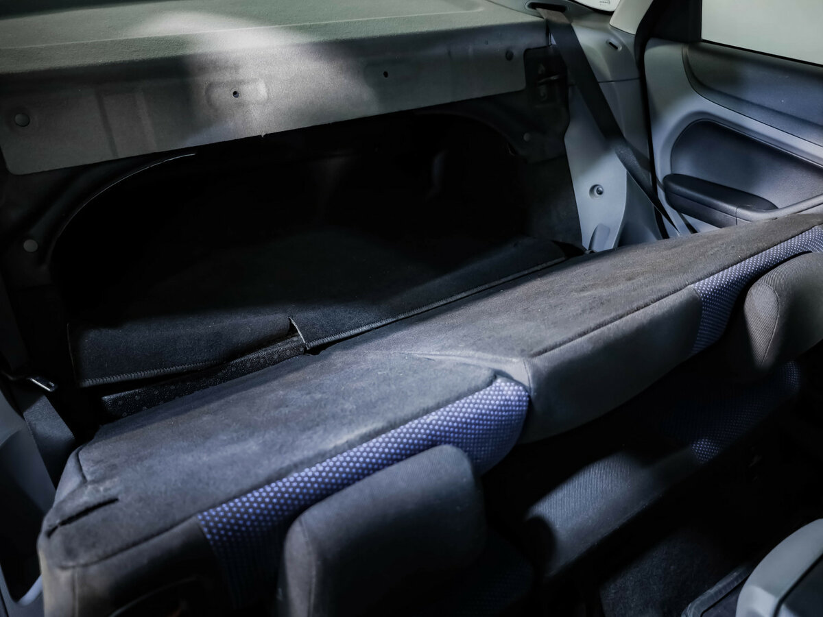 Купить Ford Focus с пробегом. Фото: #19