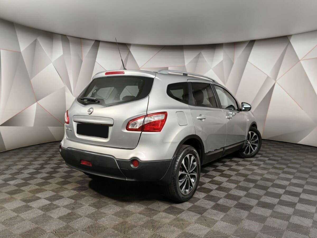 Купить Nissan Qashqai+2 с пробегом. Фото: #1