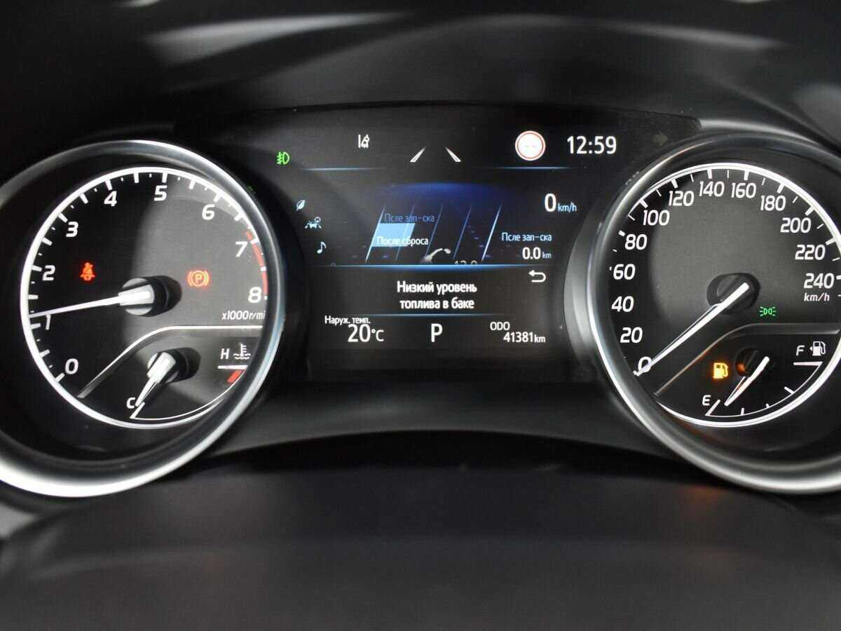 Купить Toyota Camry с пробегом. Фото: #12