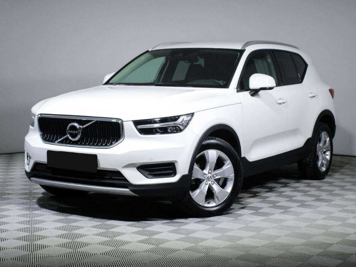 Купить Volvo XC40 с пробегом. Посмотреть фото