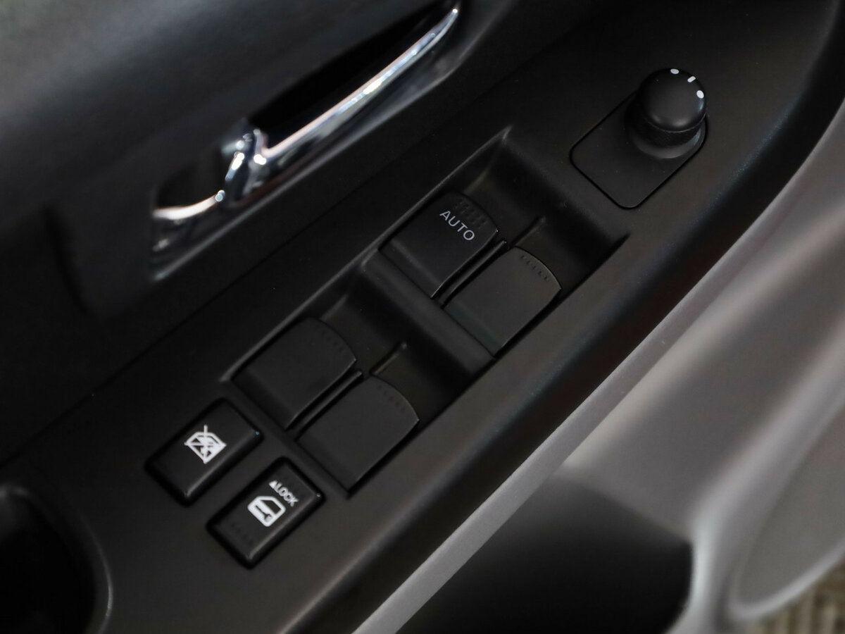 Купить Suzuki SX4 с пробегом. Фото: #15