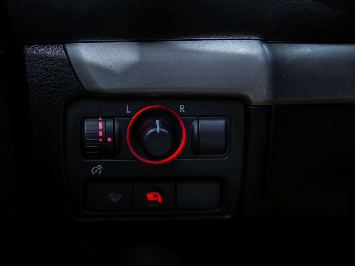 Купить Subaru Outback с пробегом. Фото: #17