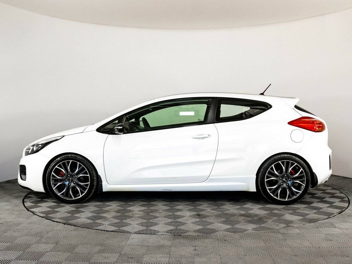 Купить Kia Ceed GT с пробегом. Фото: #8