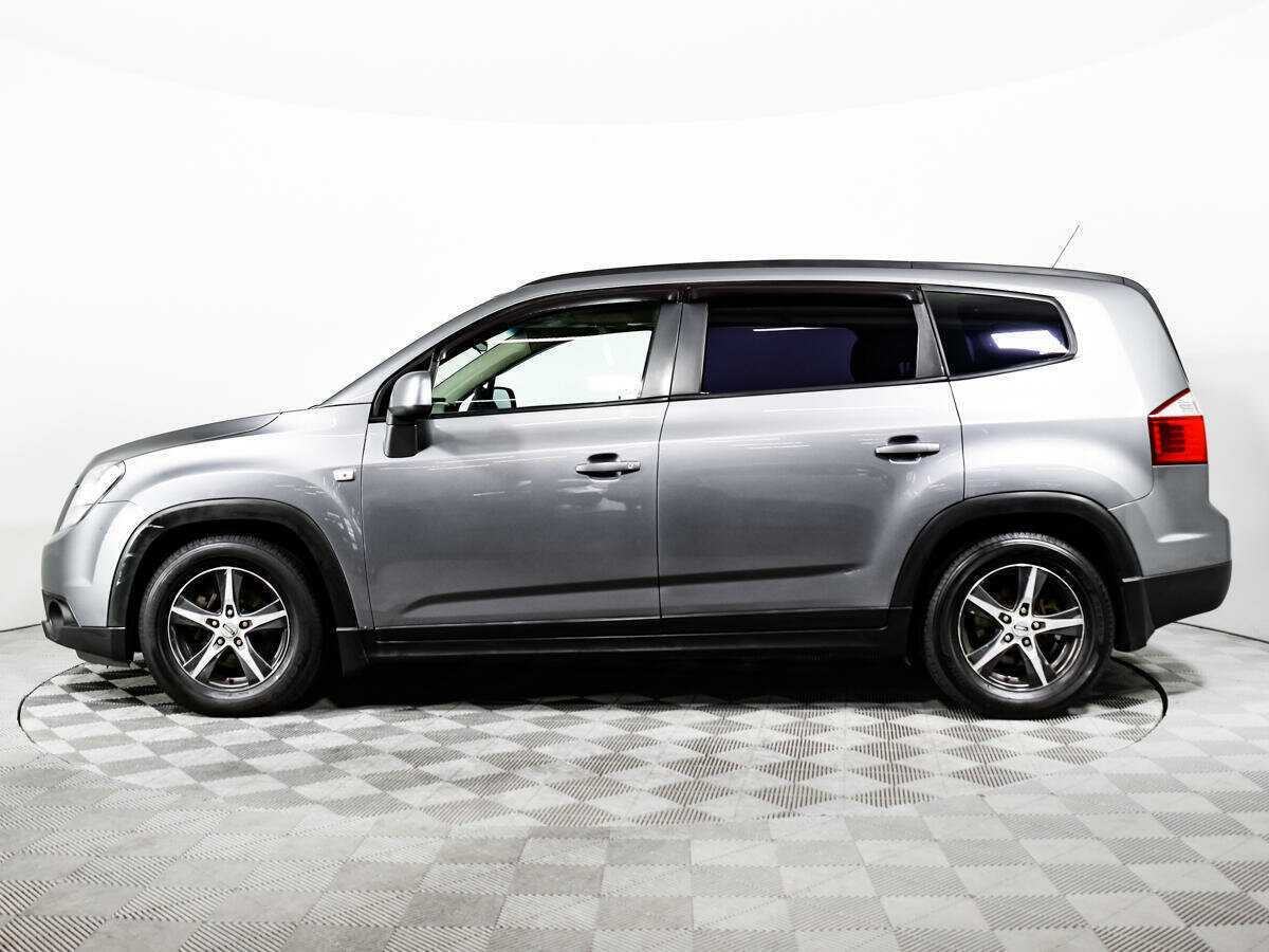 Купить Chevrolet Orlando с пробегом. Фото: #4