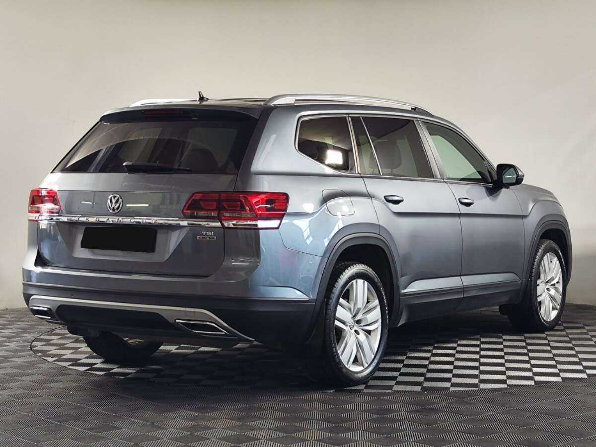 Купить Volkswagen Teramont с пробегом. Фото: #2