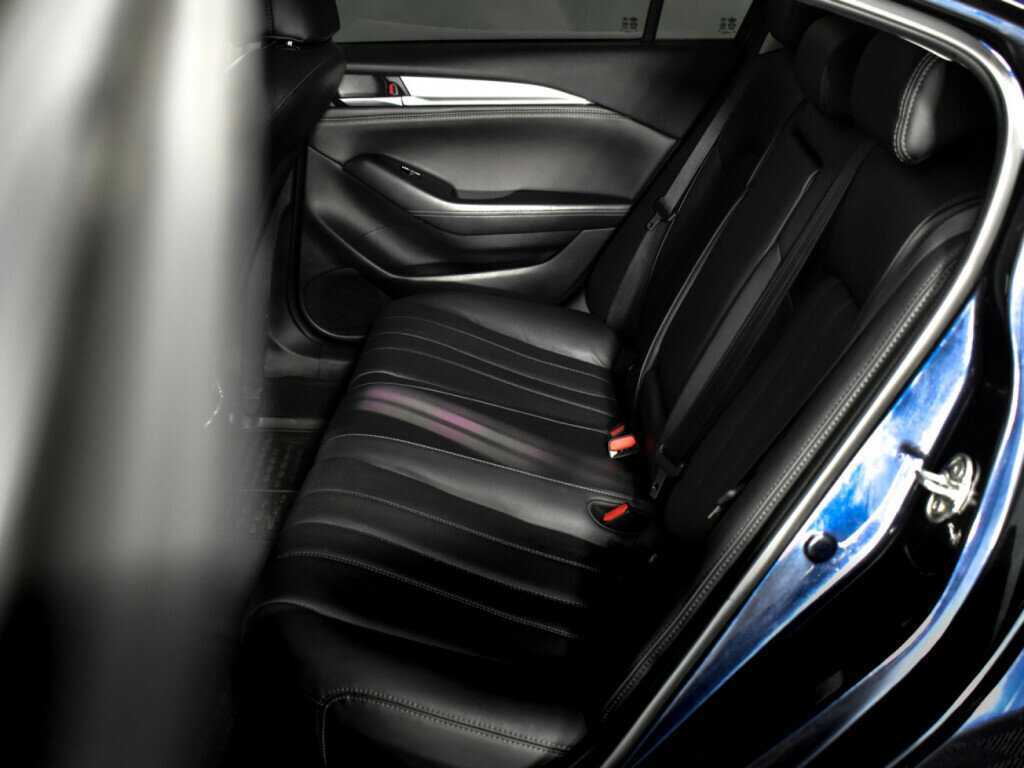 Купить Mazda 6 с пробегом. Фото: #12