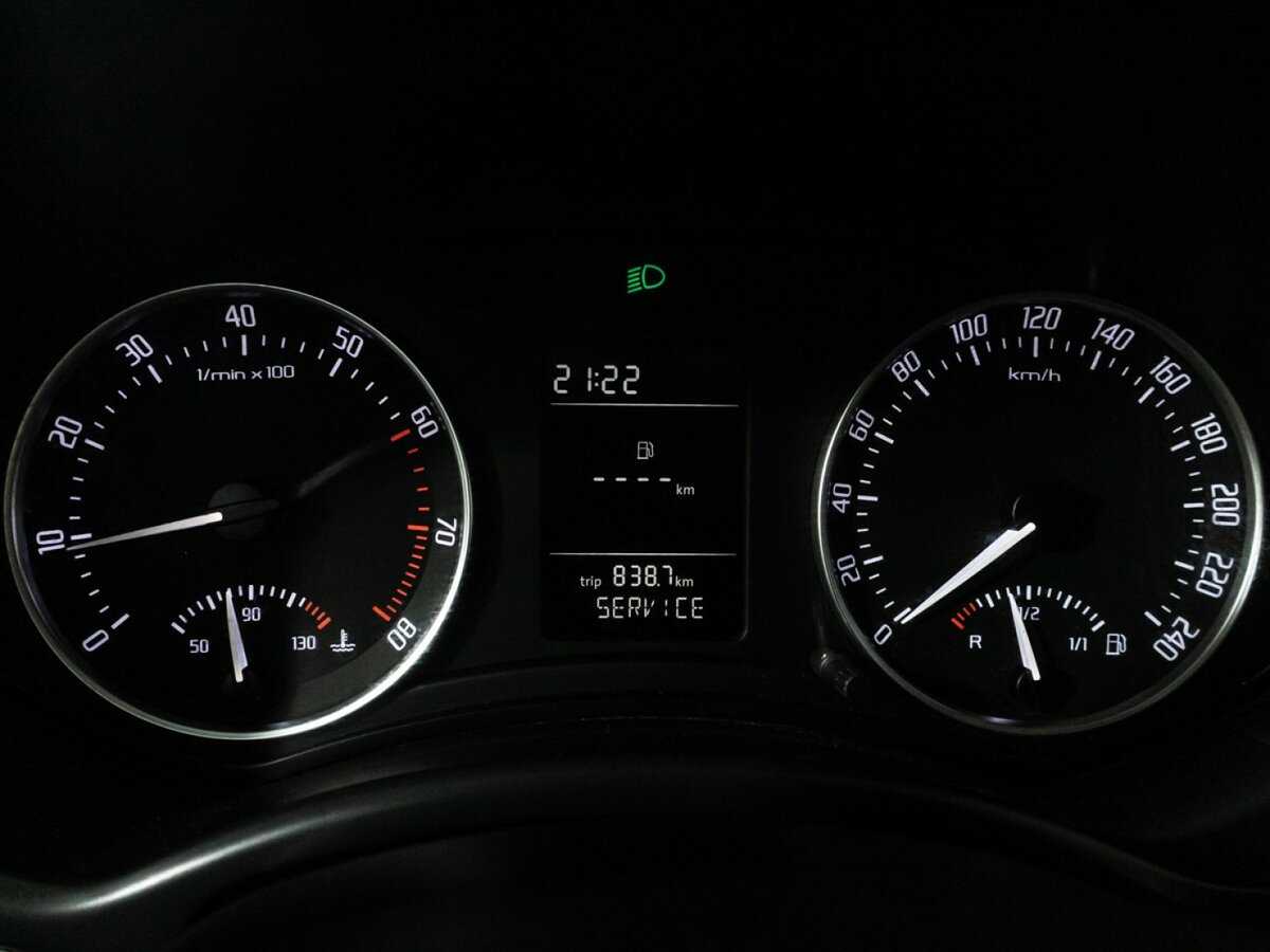 Купить Skoda Octavia с пробегом. Фото: #11