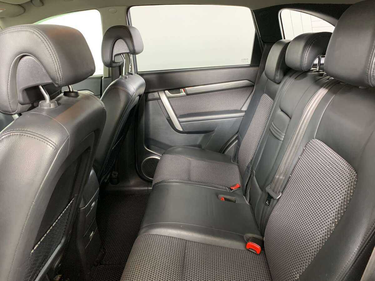 Купить Chevrolet Captiva с пробегом. Фото: #15