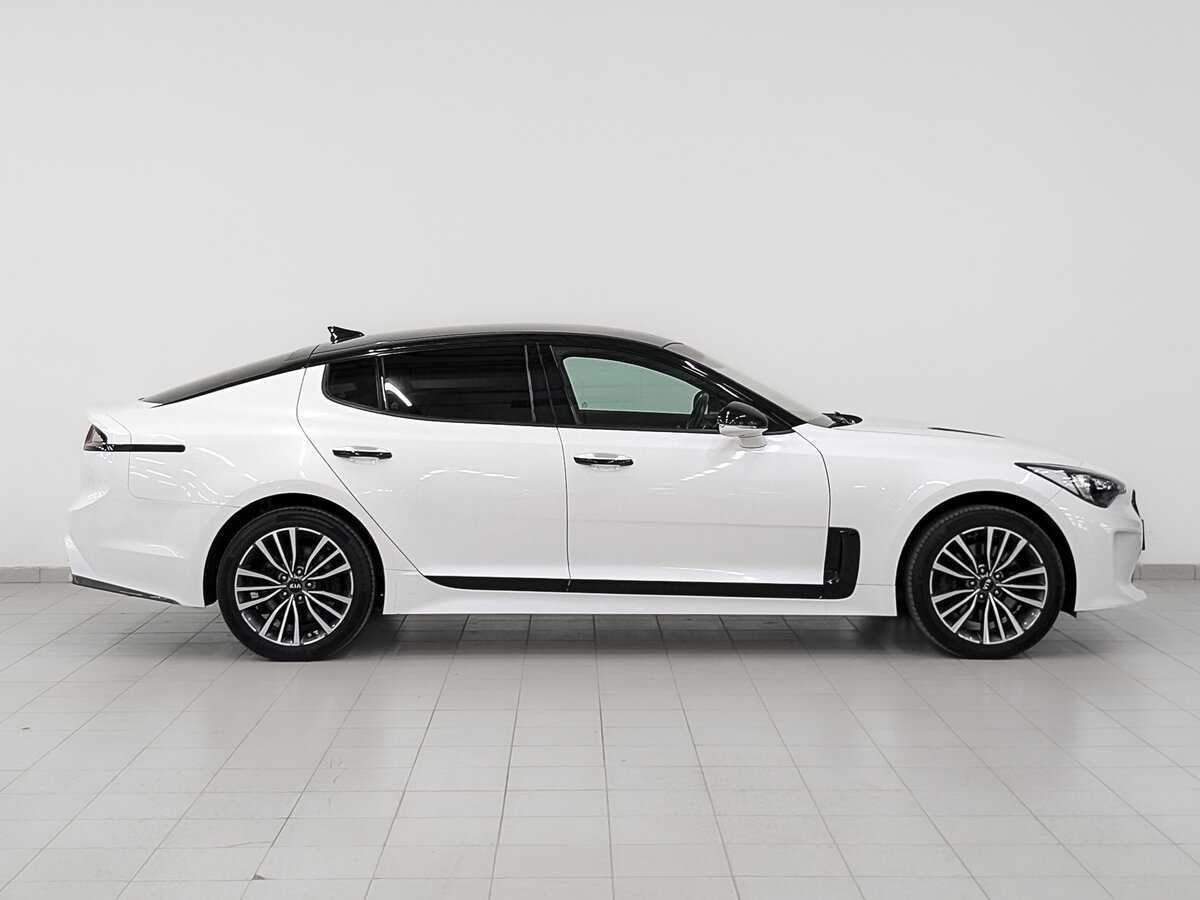 Купить Kia Stinger с пробегом. Фото: #3