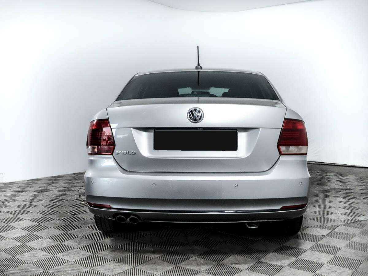 Купить Volkswagen Polo с пробегом. Фото: #4