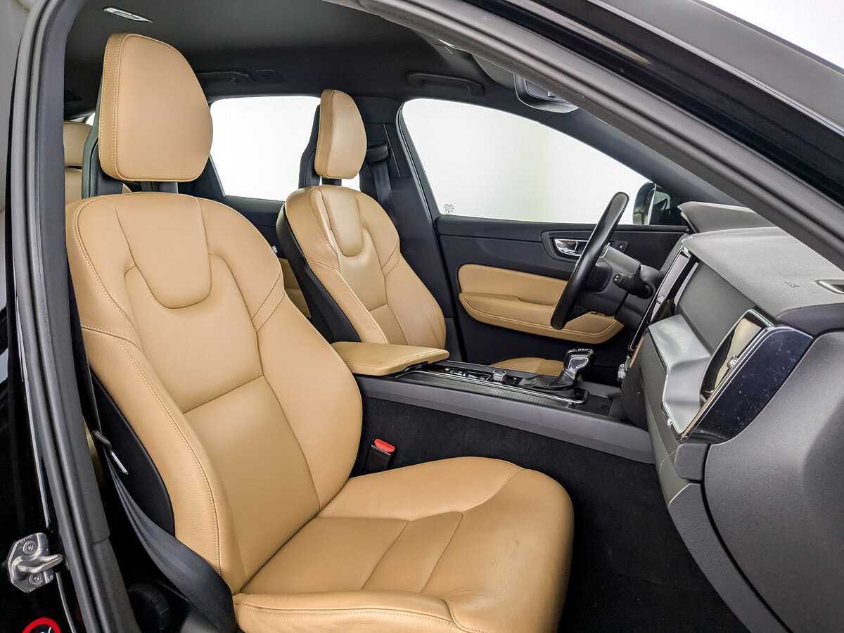 Купить Volvo XC60 с пробегом. Фото: #21