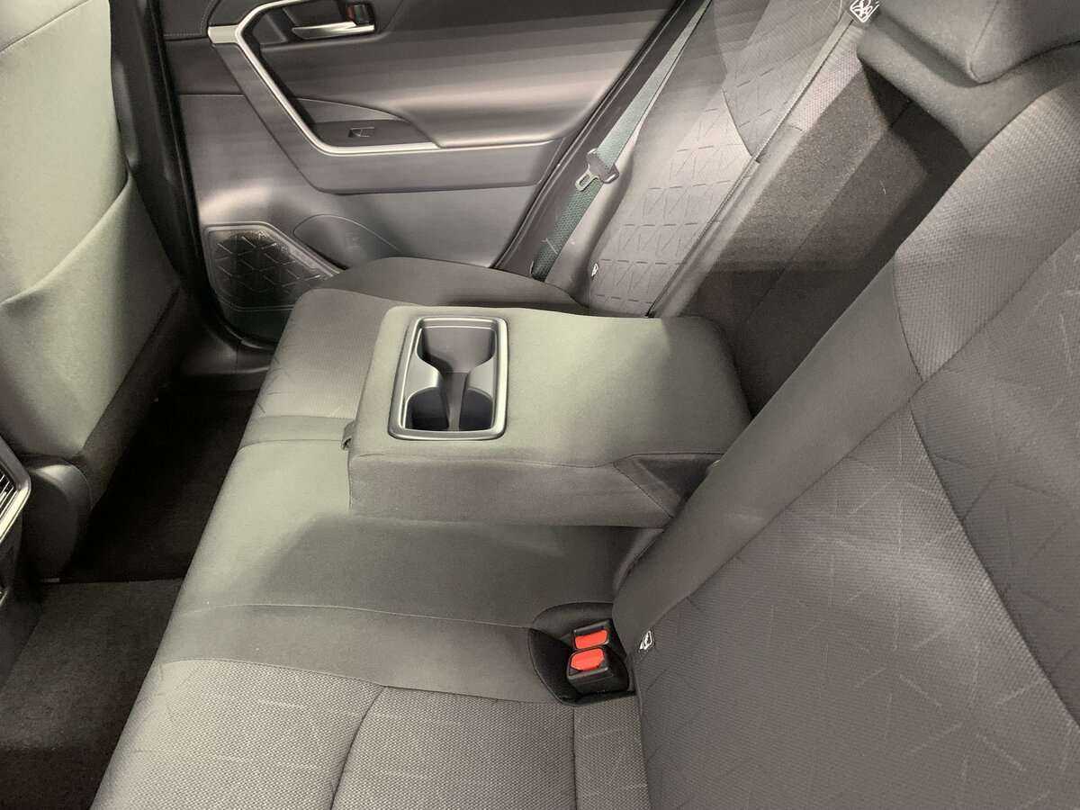 Купить Toyota RAV4 с пробегом. Фото: #16
